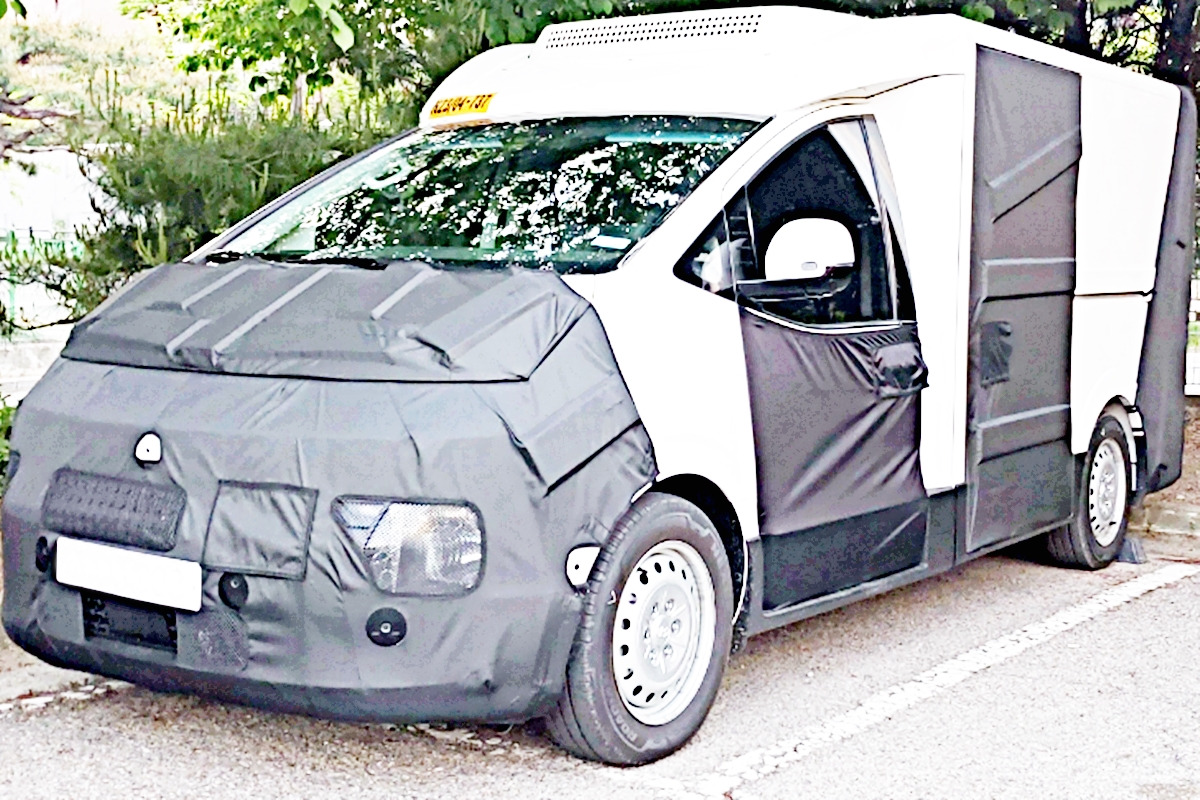 스타리아 남차.jpg