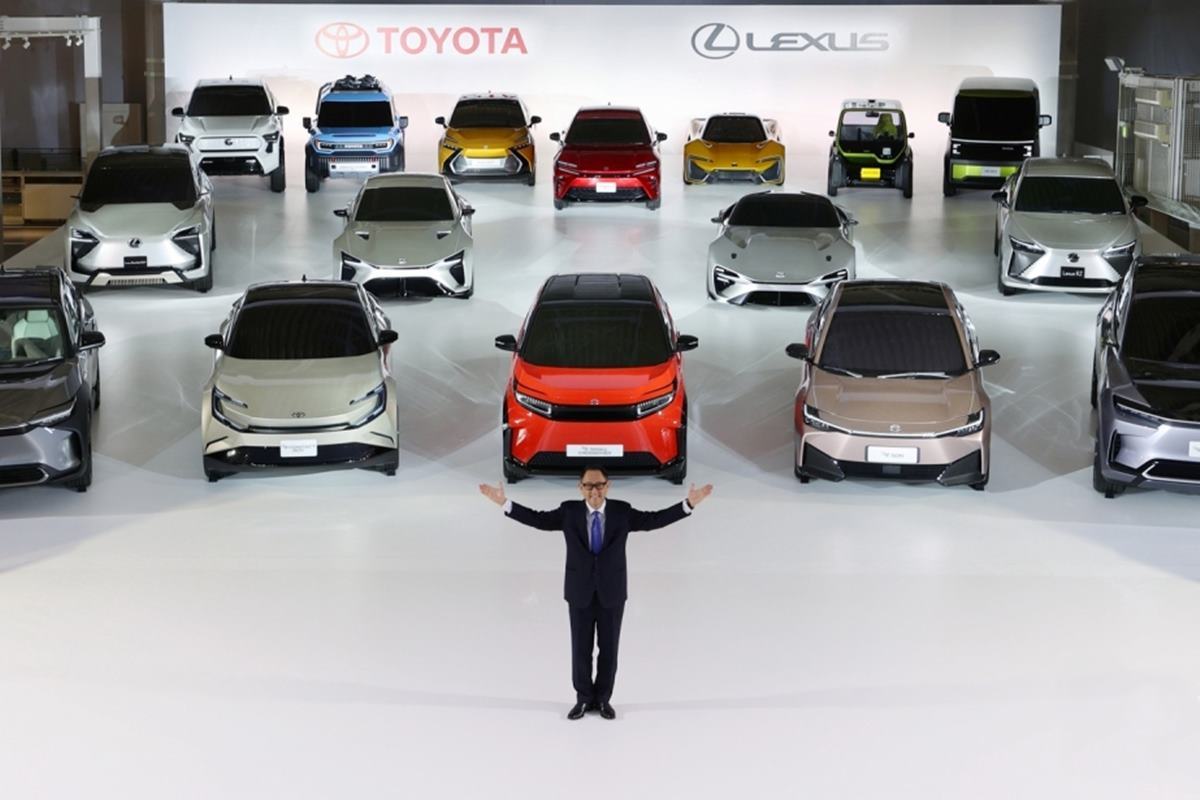 토요타 전기차 컨셉 로드맵.jpg