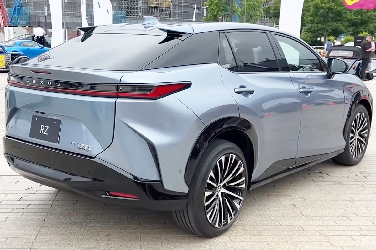2_렉서스 RZ 450e.jpg