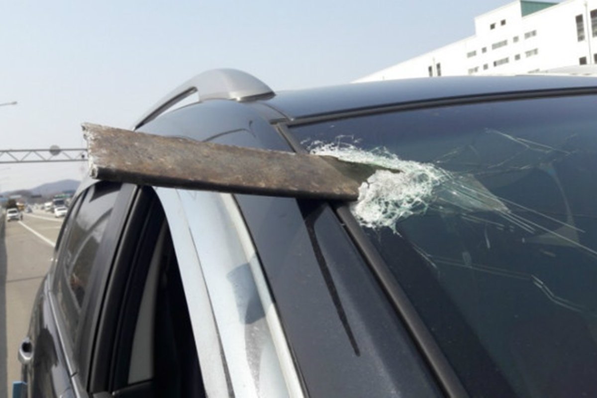 판스프링  사고.jpg