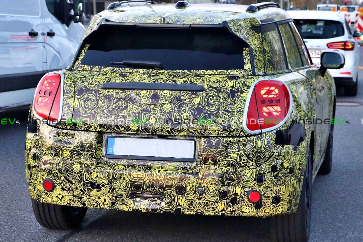 미니 에이스맨 위장막 모델 INSIDEEVs 3.jpg