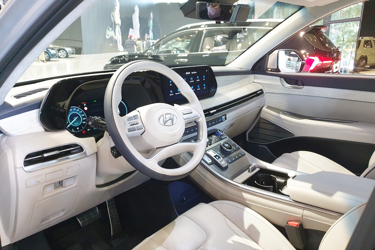 4_현대 팰리세이드 인테리어_'Wikipedia'.jpg