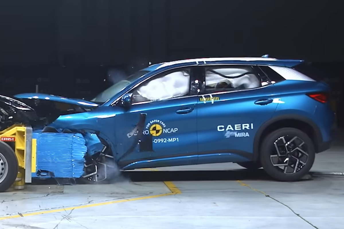 1_YouTube 'Euro NCAP'.jpg