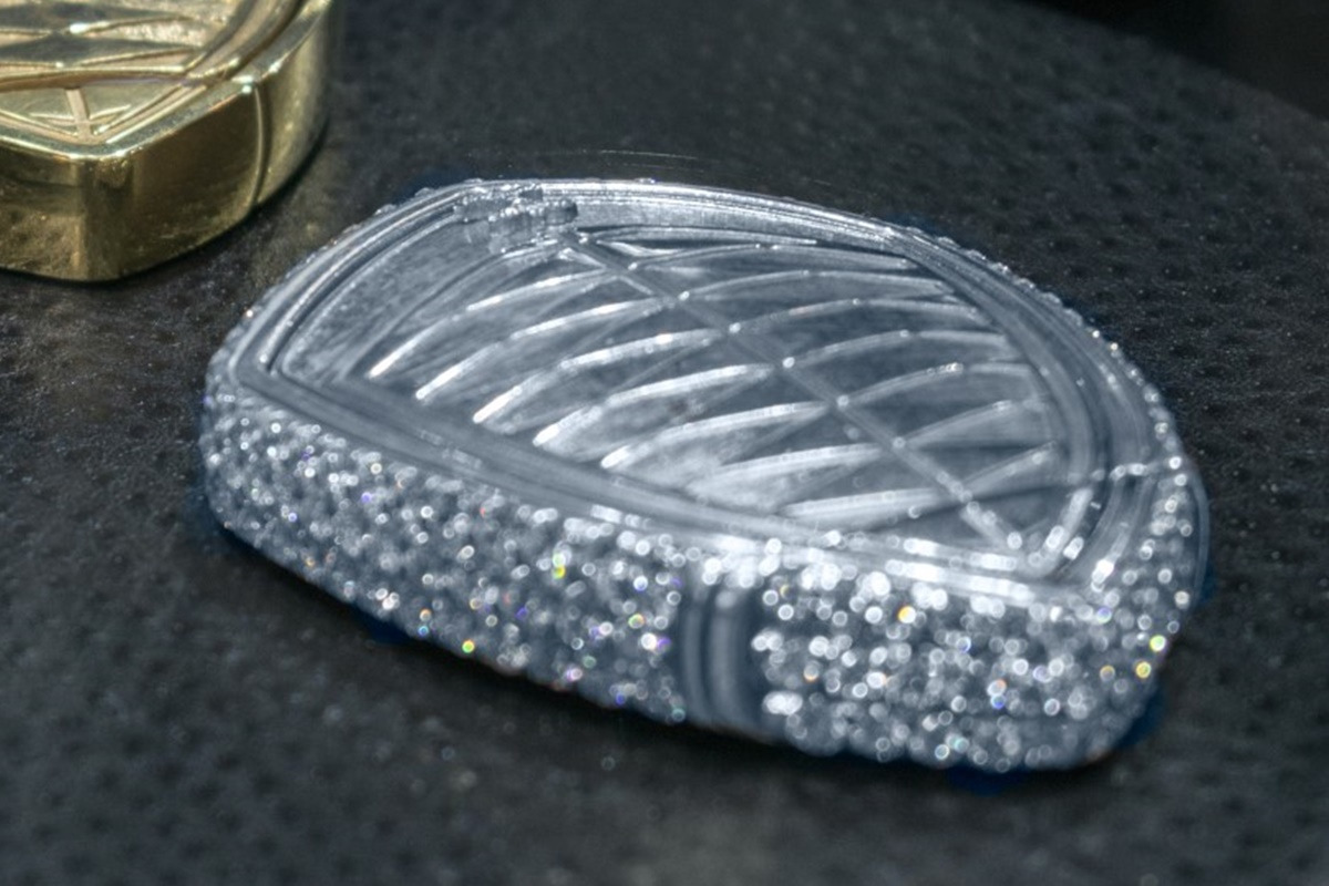 koenigsegg-key-fob-expensive-diamonds-platinum-gold-1.jpg