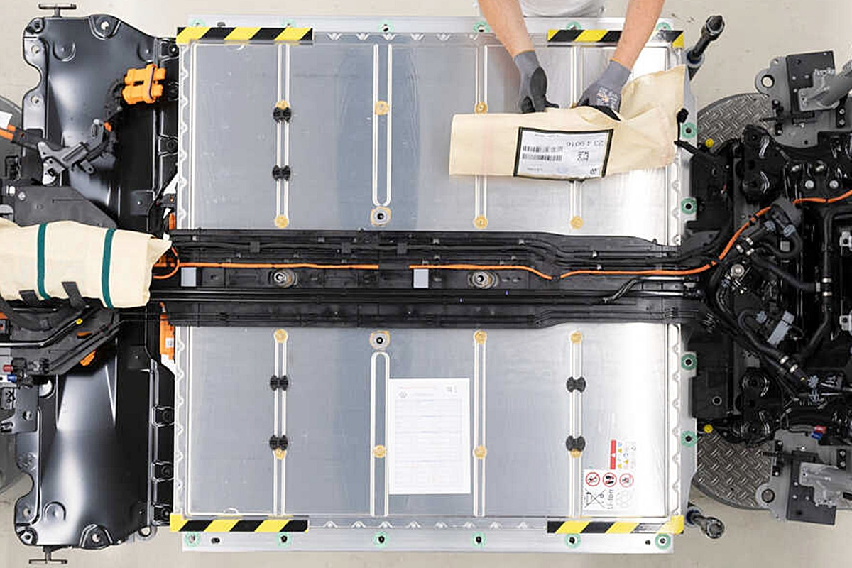 2_CATL 전기차 배터리 팩.jpg