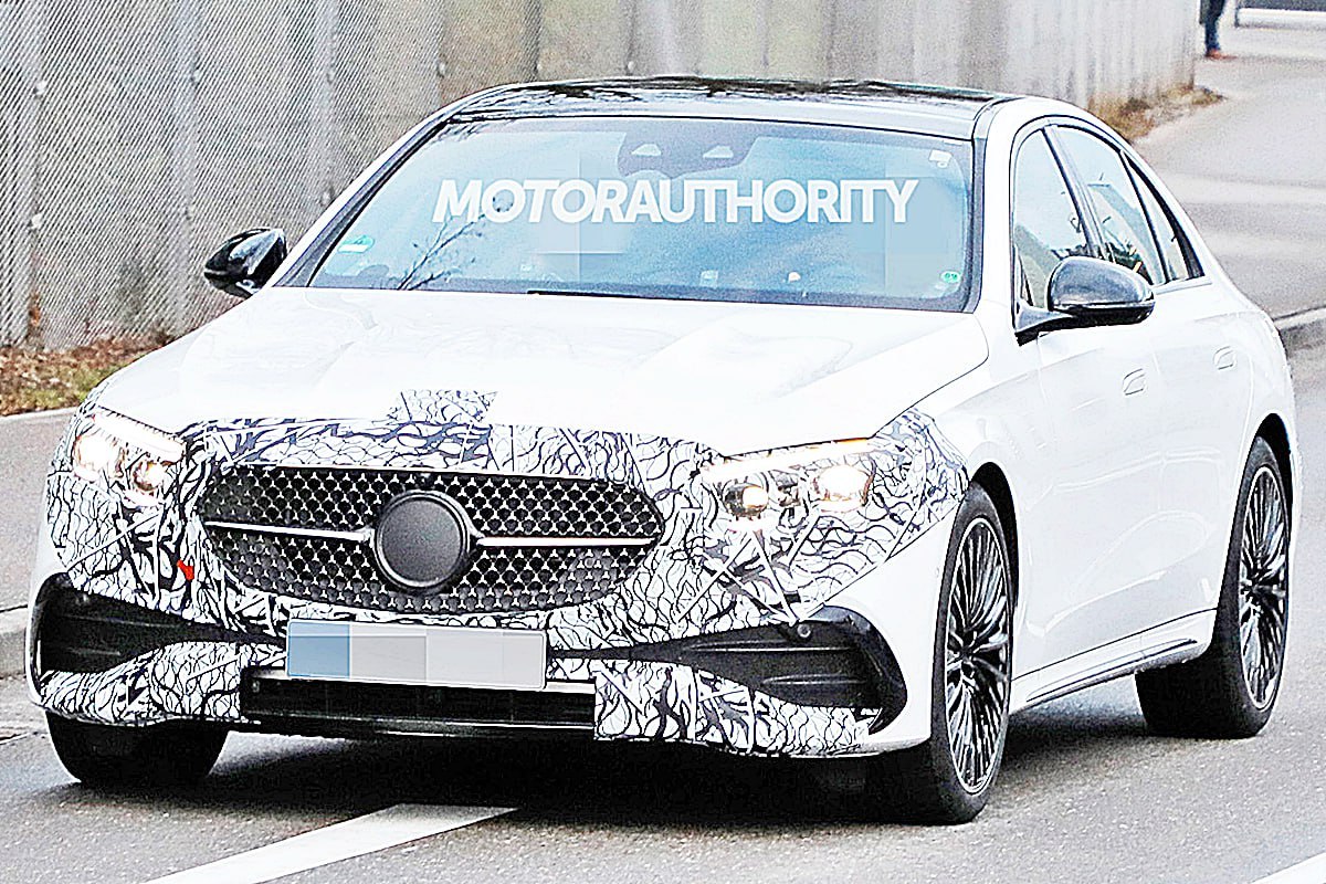 0_메르세데스-벤츠 신형 E 클래스 옵션_Motor Authority.jpg