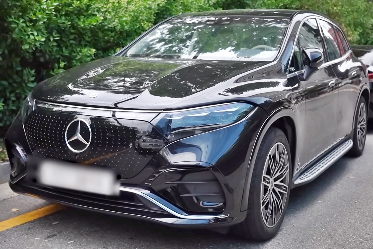 3_메르세데스-EQ EQS SUV_유튜브 채널 '우파푸른하늘Woopa TV'.jpg