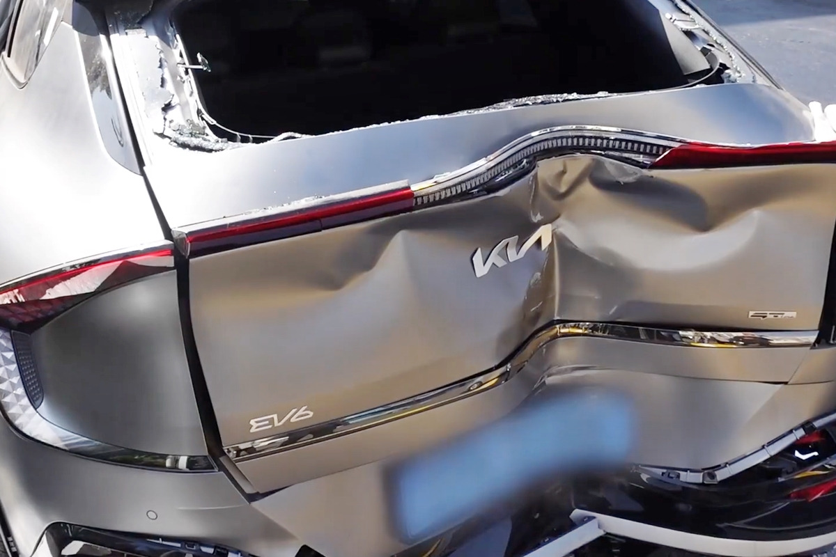 6_기아 EV6 사고 차량_유튜브 채널 'BloterTV'.jpg