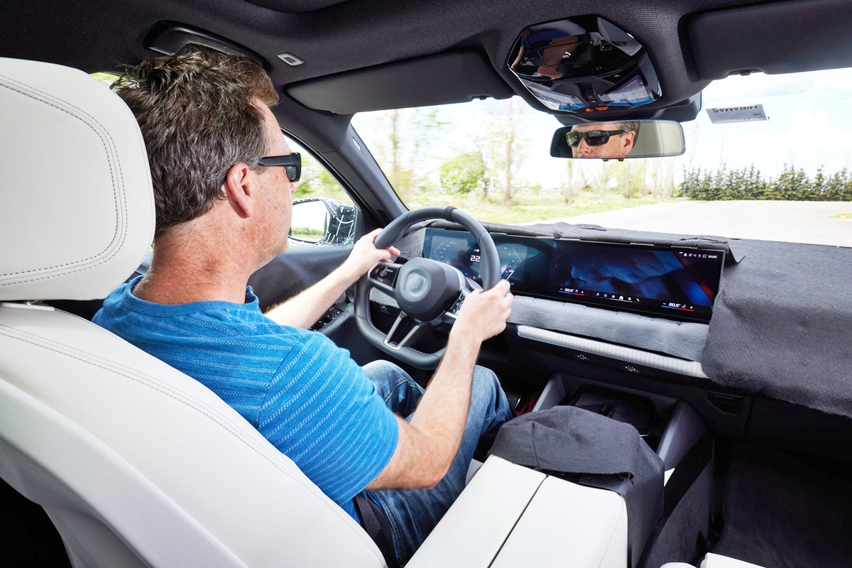 5_BMW i5 프로토타입 인테리어.jpg