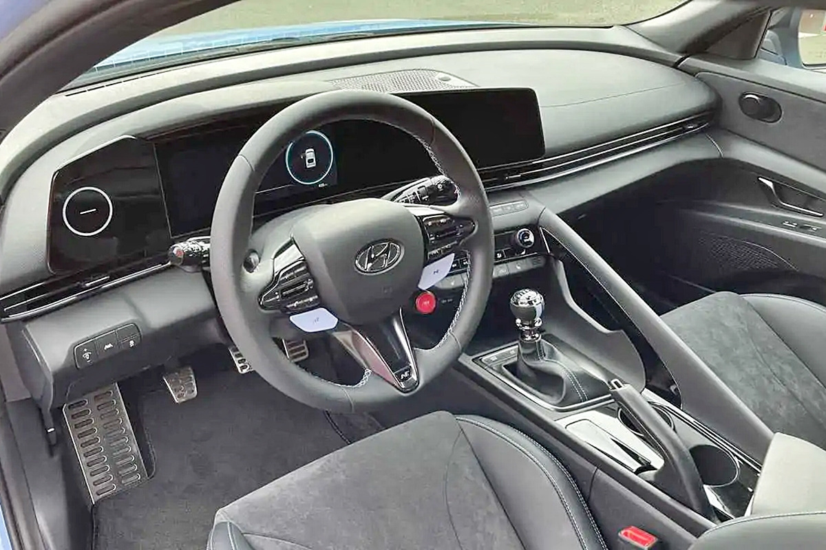 6_아반떼 N 인테리어_Motor 1.jpg