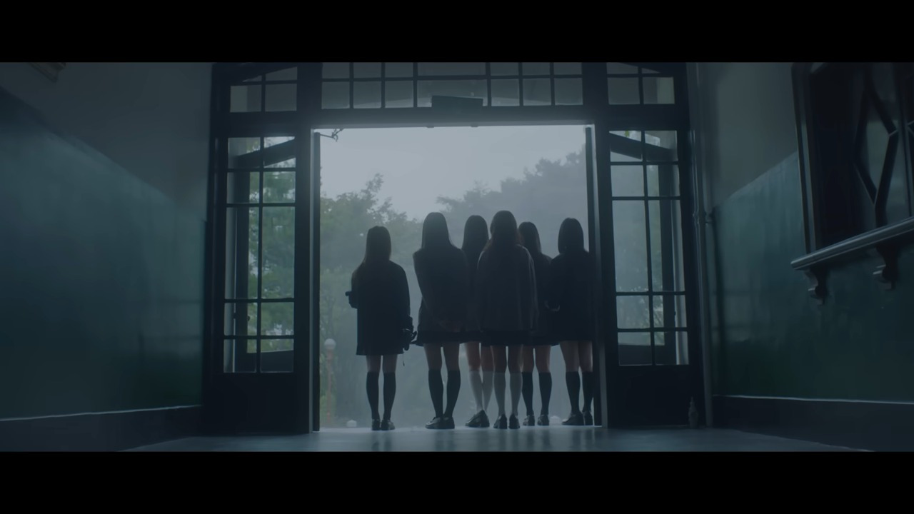 NewJeans (뉴진스) 'Ditto' Official MV (side B) 0-44 screenshot.jpg