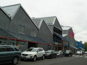 현 에밀리카 대학.jpg