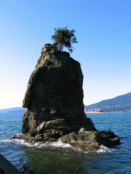 450px-Siwash_Rock_Vancouver.jpg