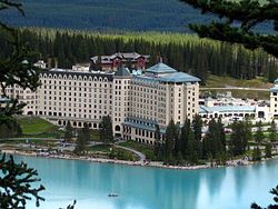 Chateau_Lake_Louise_in_Alberta.jpg