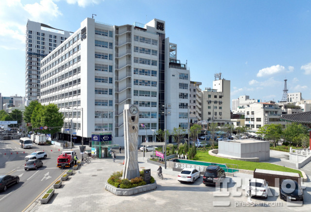 다운로드 (2).jpg