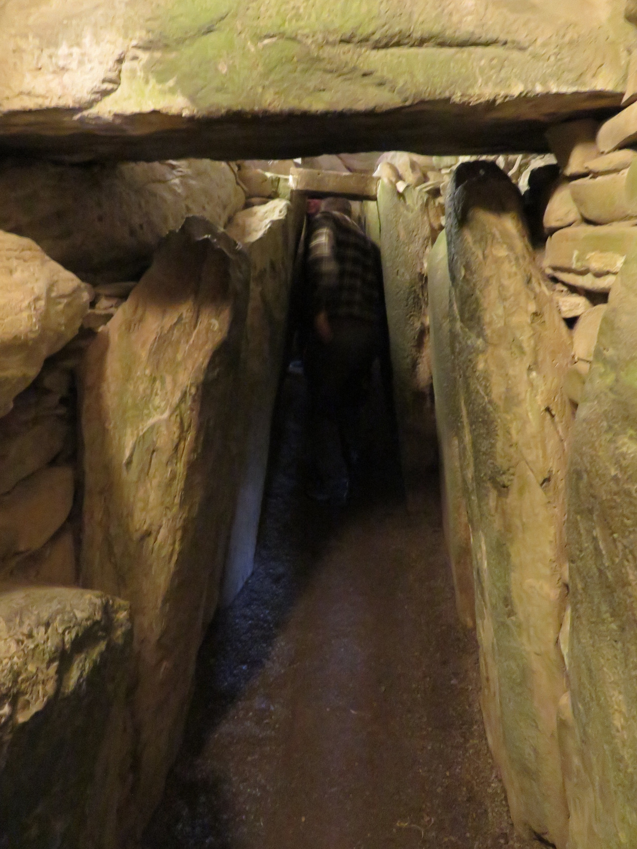 Passage_leading_towards_chamber_of_Newgrange_passage_tomb_in_Ireland.jpg