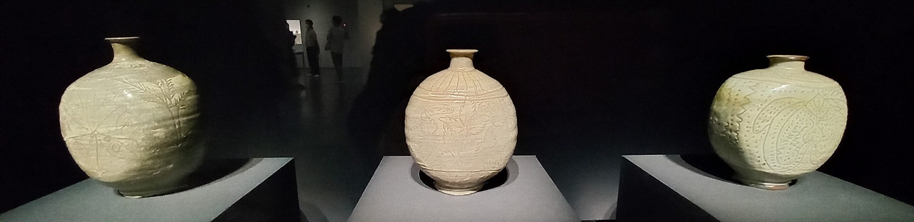 분청사기 조화기법 판병.jpg