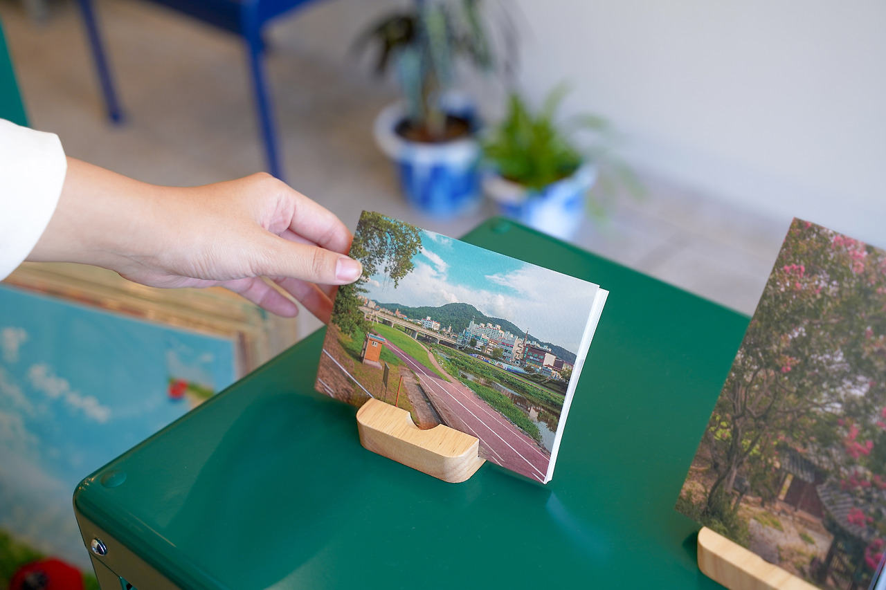 모어앤모어_소품 (1).jpg