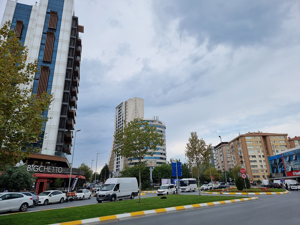 유로파크 인근 산책(8).jpg