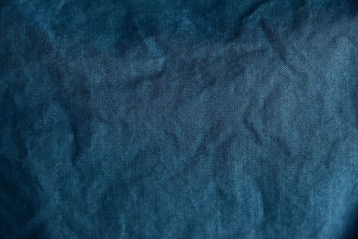 1200px-Blue_Cotton_Fabric_Texture_Free_Creative_Commons_(6962342861).jpg