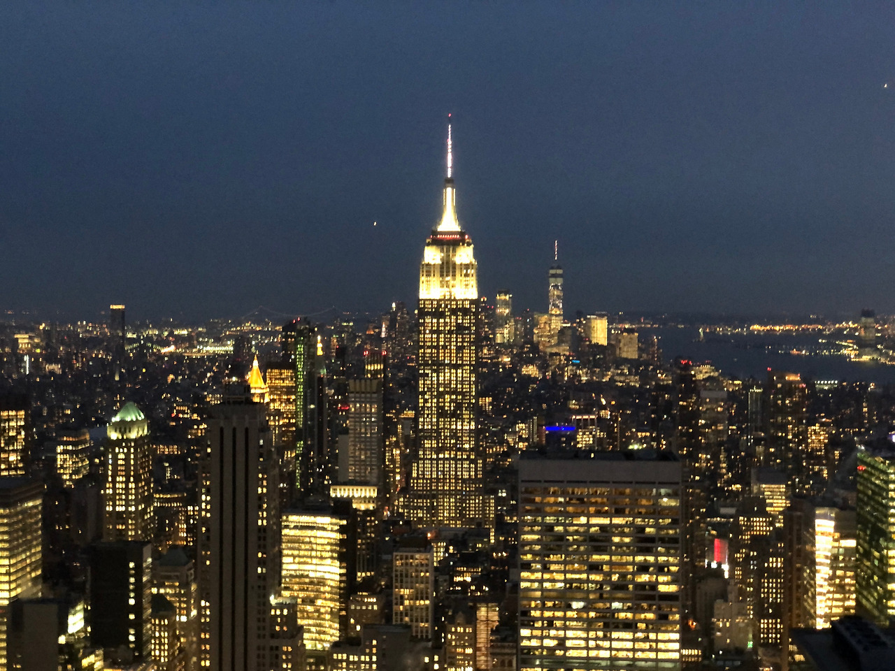 뉴욕 야경빌딩들.jpg