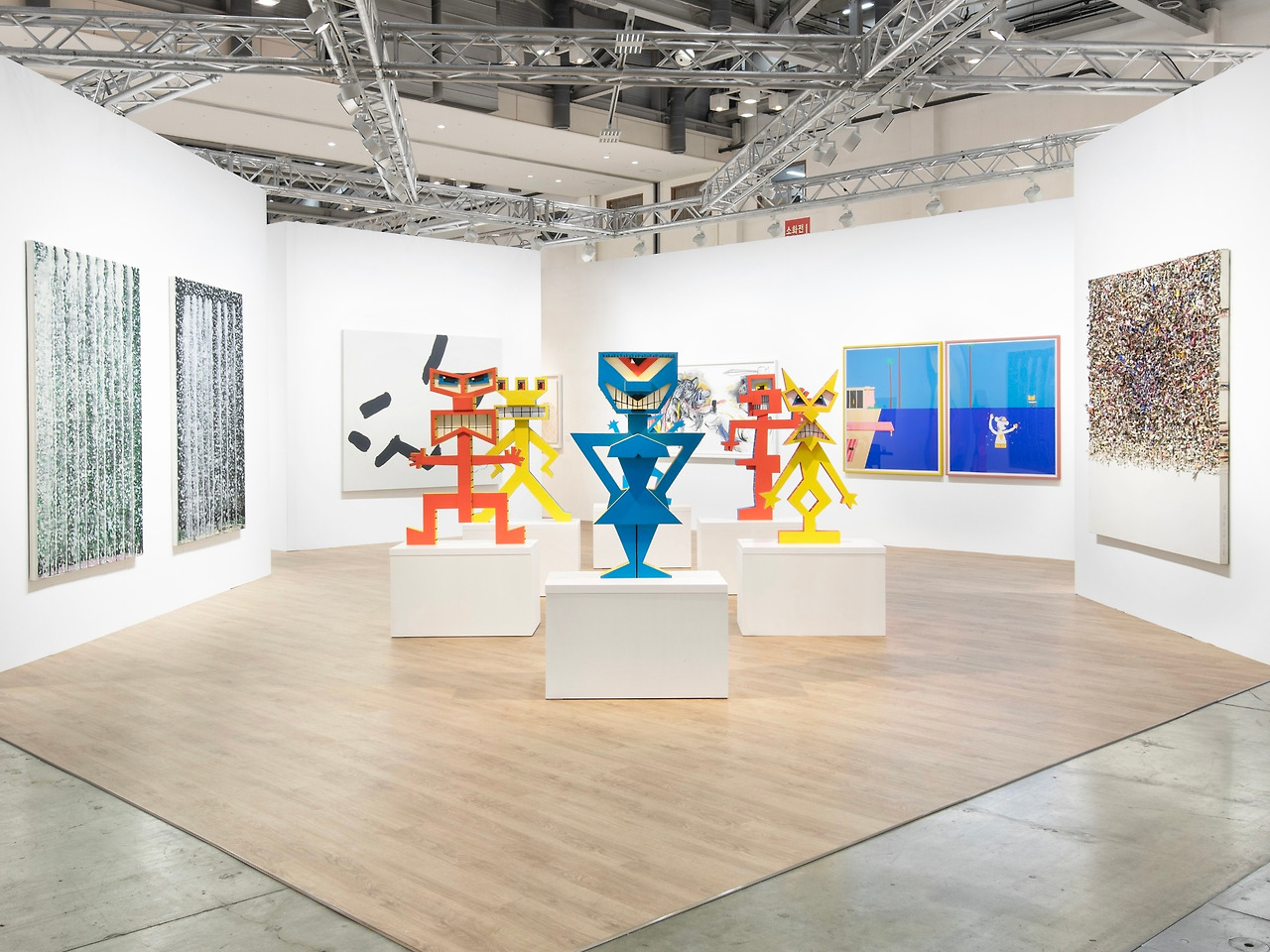 2. [갤러리현대] 아트부산 부스 전경 이미지 (1).jpg