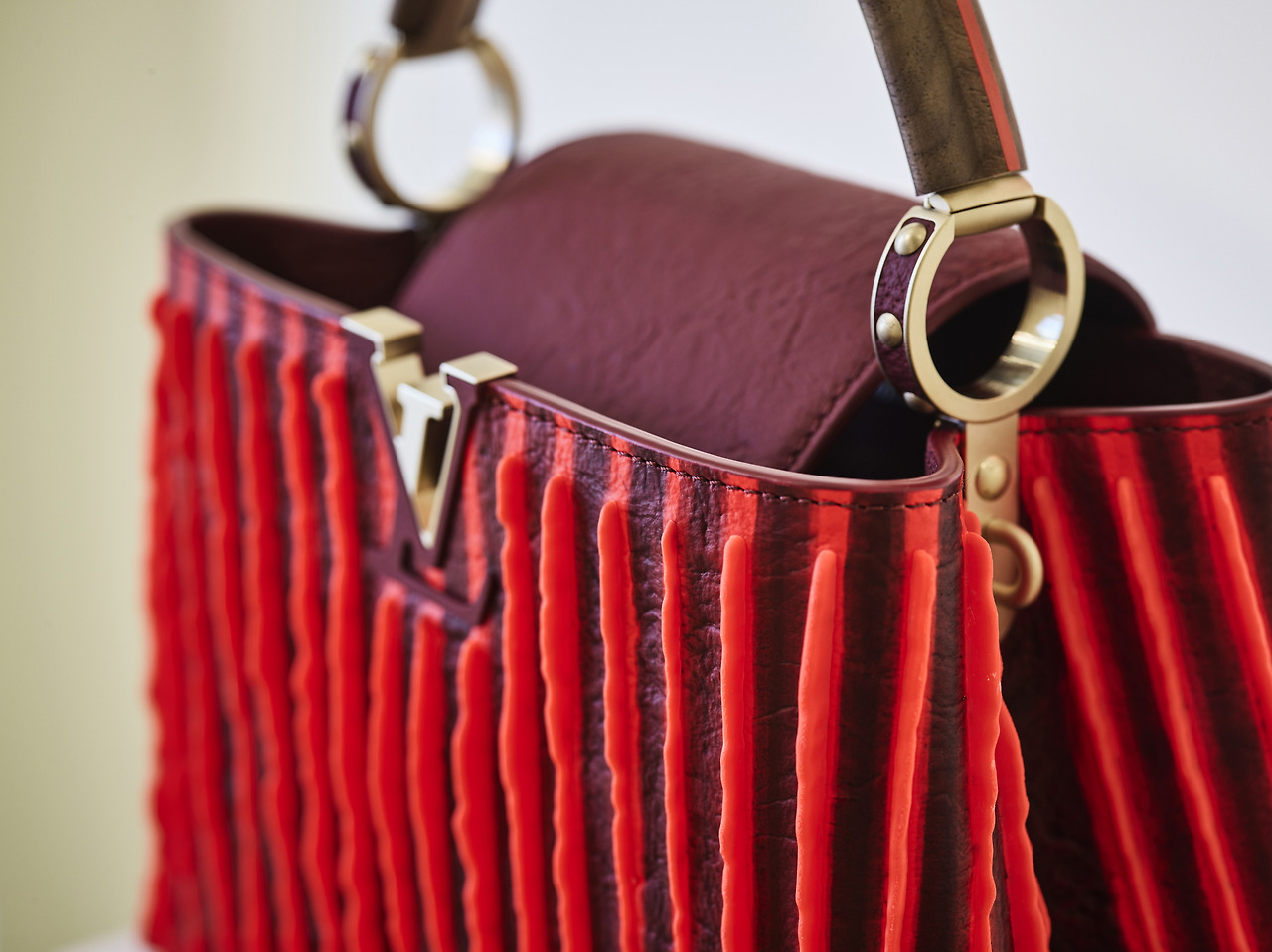 [루이 비통] 한국 현대미술의 거장 박서보 화백 참여 ‘아티카퓌신’ 전시 개최 (12).jpg