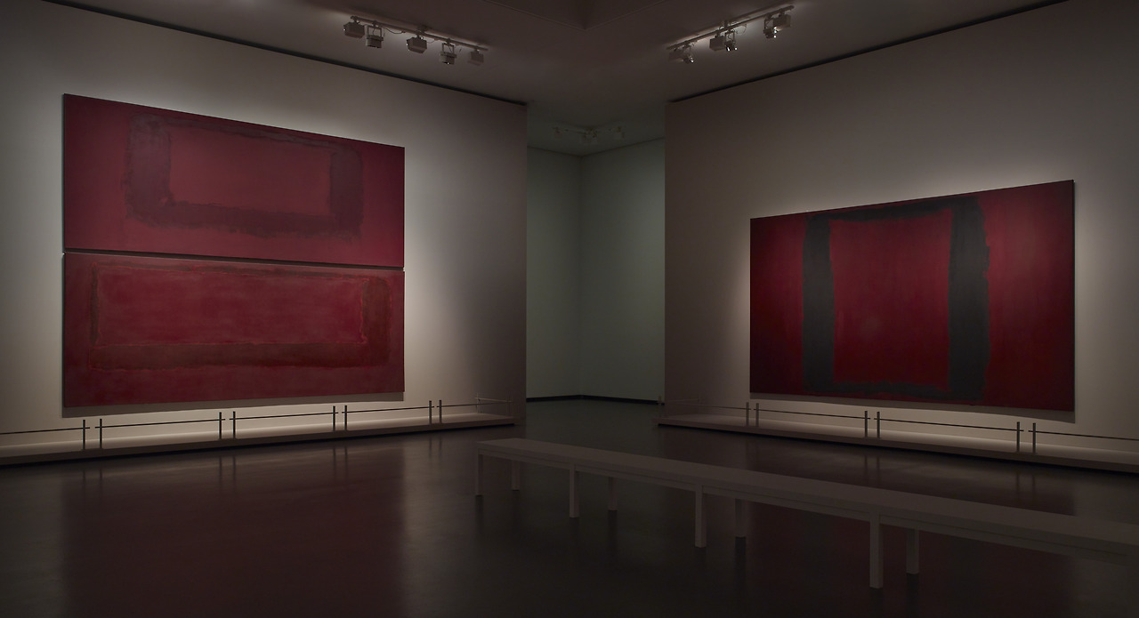 De_gauche_a_droite_Mark_RothkoRed_on_Maroon_1959Red_on_Maroon_1959Black_on_Maroon_1959.jpg