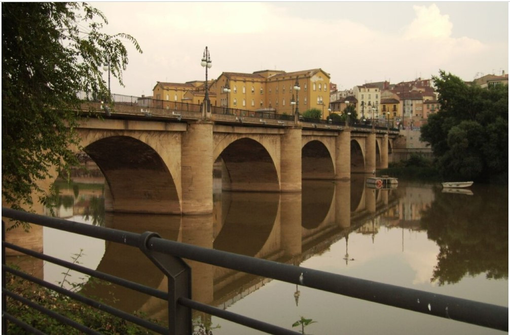 Puente de Piedra de Logroño.jpg