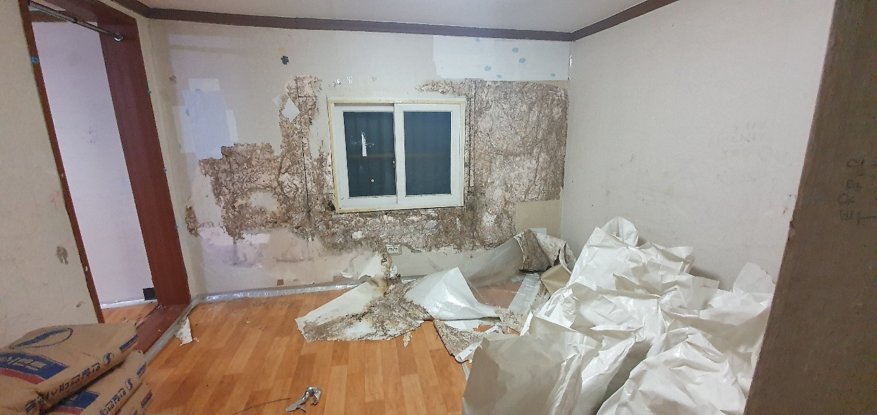 2020년 4월 초_신축 전 내부 사진 2.jpg