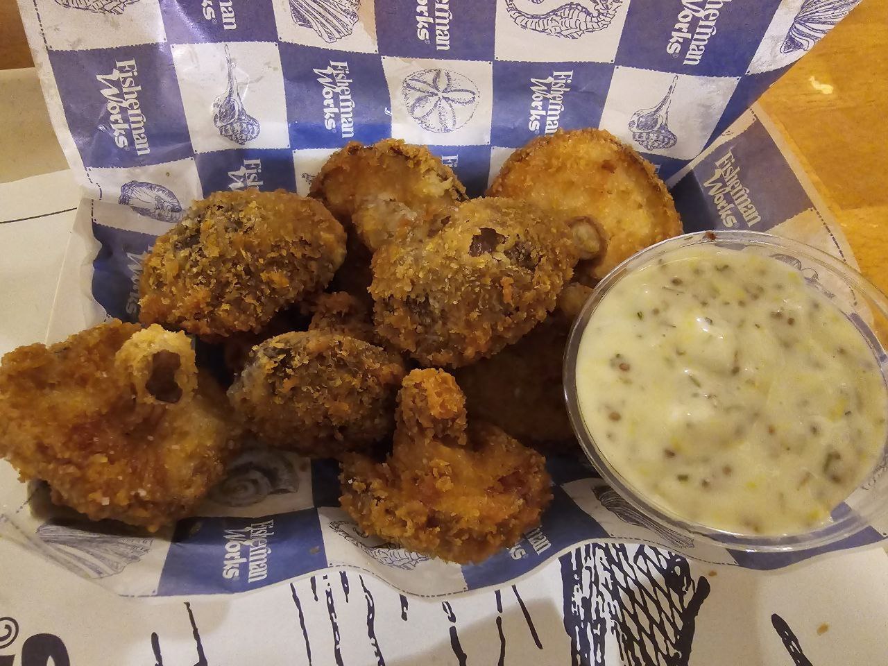 강릉여행 강릉맛집 동네맛집 수제버거 새우버거 치즈버거 게살버거 서부시장 서부시장맛집 피셔맨웍스 강릉수제버거맛집 1.jpg