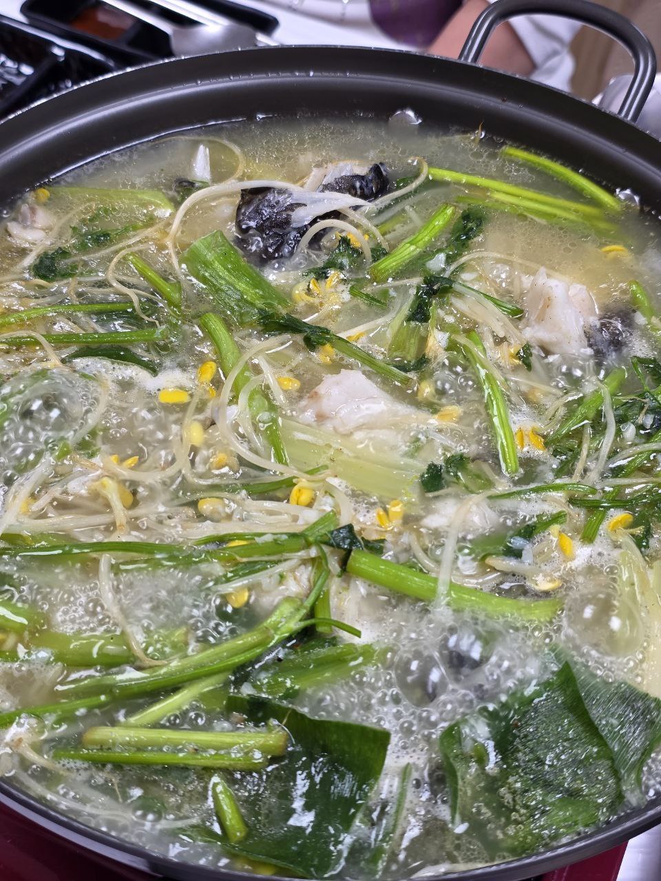 강릉여행 강릉맛집 동네맛집 주문진 주문진중앙시장 주문진어시장 주문진횟집 회맛집 부산자갈치횟집 강릉부산자갈치횟집 지리 매운탕 회 5.jpg