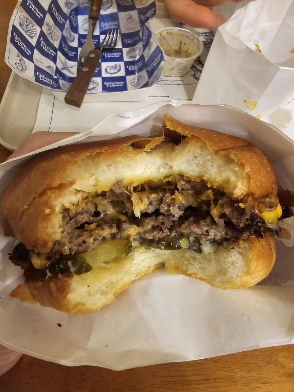 강릉여행 강릉맛집 동네맛집 수제버거 새우버거 치즈버거 게살버거 서부시장 서부시장맛집 피셔맨웍스 강릉수제버거맛집 6.jpg