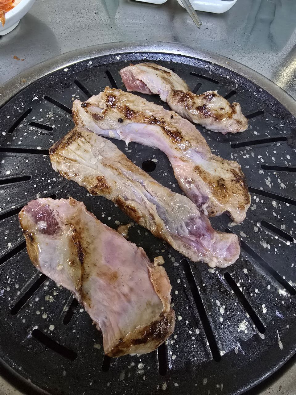 강릉여행 강릉맛집 동네맛집 갈매기살 내장전골 콜롬보식당 강릉고기맛집 내장탕 고깃집 강릉고깃집 8.jpg