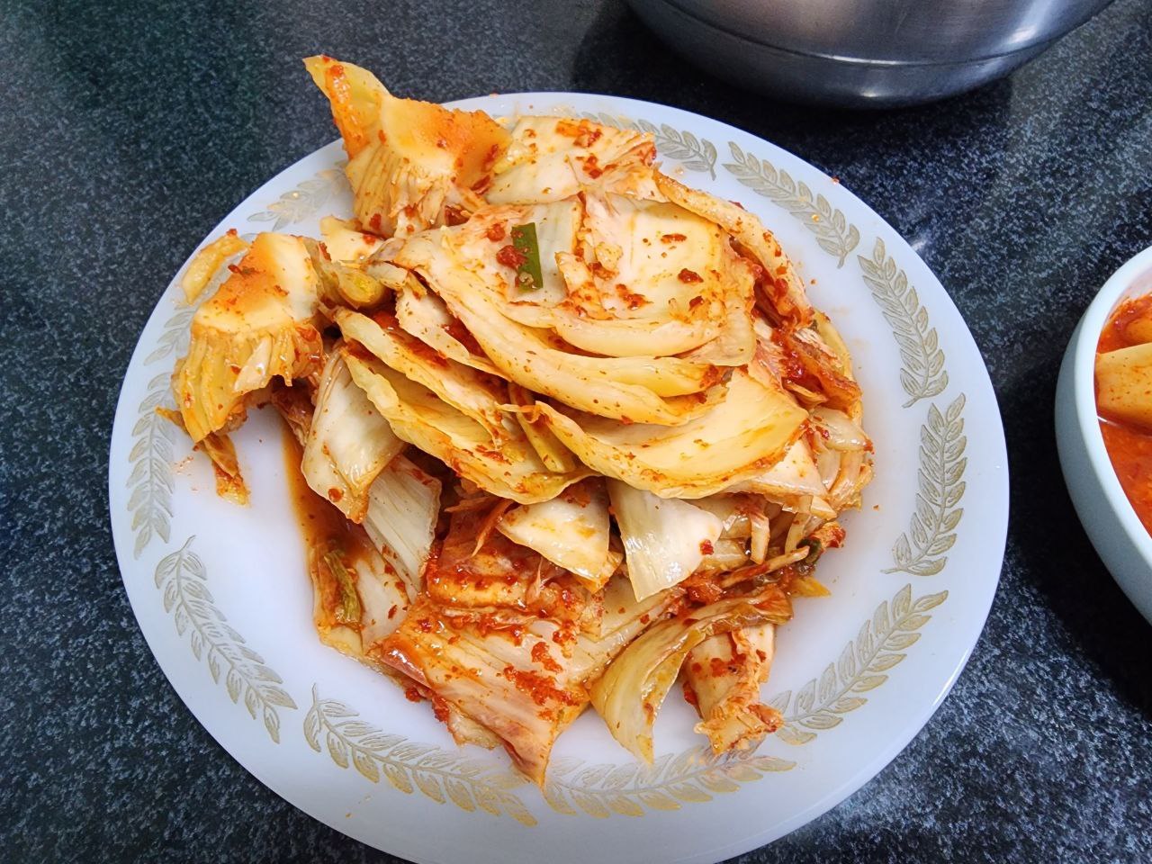 강릉 강릉여행 제일함흥냉면 떡만두국 강릉맛집 함흥냉면 가자미식해 김치만두 만두국 2.jpg