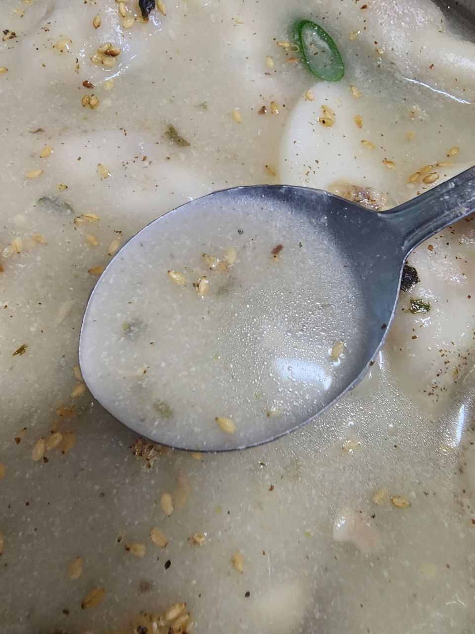 강릉 강릉여행 제일함흥냉면 떡만두국 강릉맛집 함흥냉면 가자미식해 김치만두 만두국 9.jpg