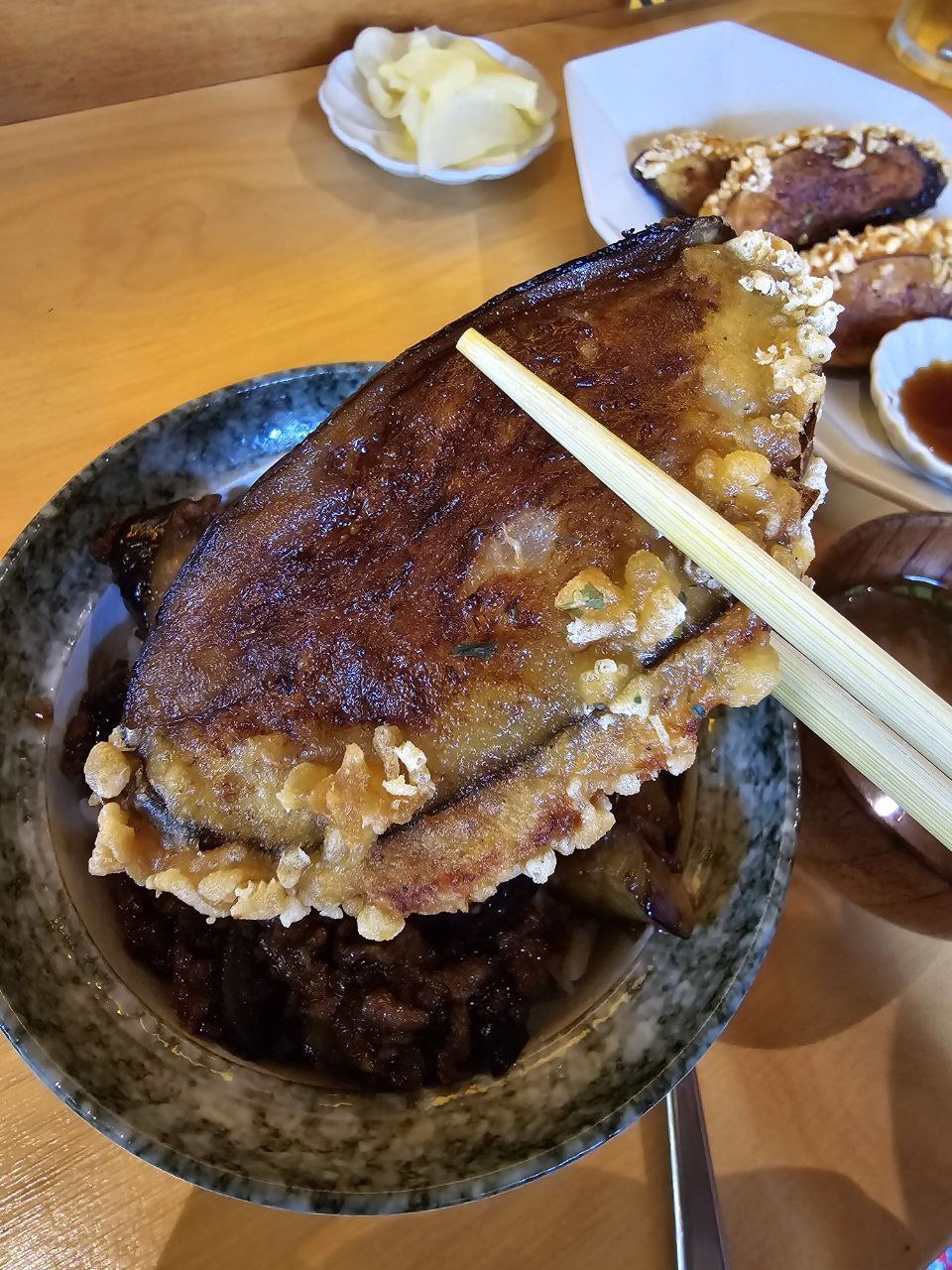 김부산여행 부산맛집 동네맛집 가지새우 멘보샤 가지튀김 가지멘보샤 가지덮밥 니쿠나스동 동래맛집 부산동래맛집 부산일식맛집 일식맛집 덮밥맛집 3.jpg