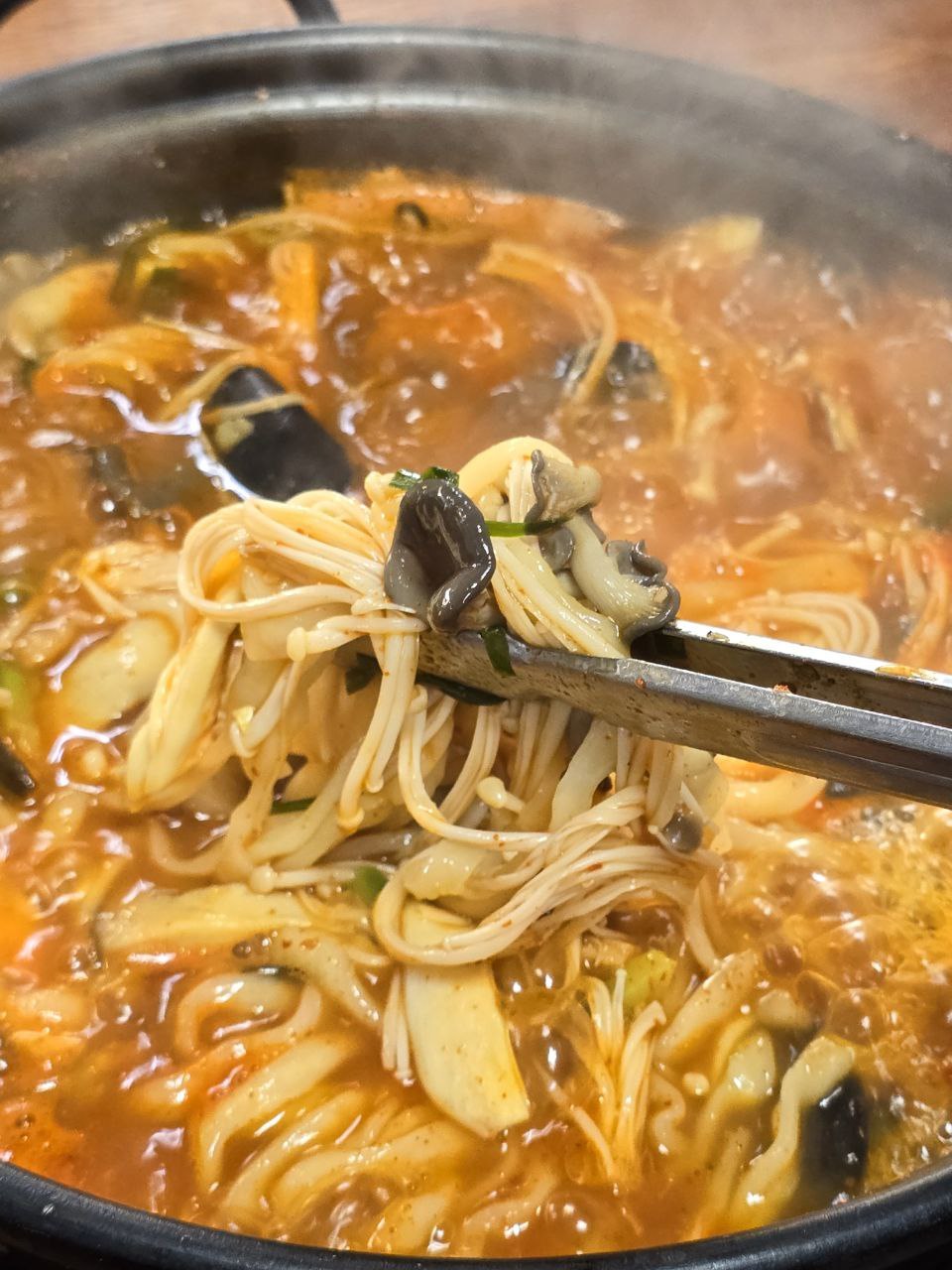 강릉여행 강릉맛집 장칼국수 섭국 버섯칼국수 명가네칼국수 칼국수맛집 4.jpg