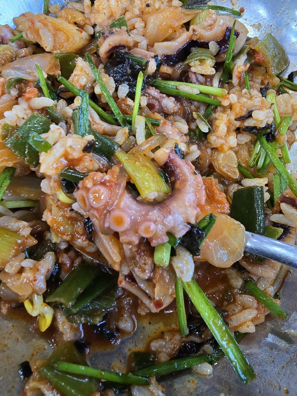 부산여행 부산맛집 동네맛집 낚지볶음 낙곱새 부산낚지볶음 부산낙곱새 국이네 부산국이네 수영구국이네 8.jpg