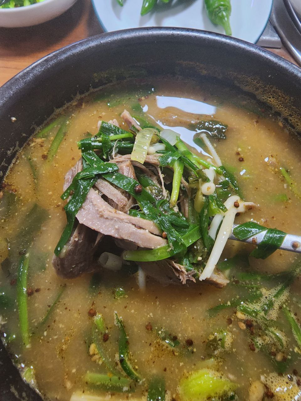 강릉 동궁염소탕 염소 보신 5.jpg