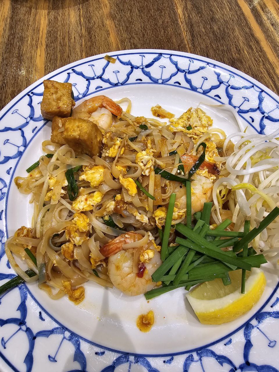 서울여행 서울맛집 동네맛집 태국음식 태국음식맛집 팟타이 솜땀 푸팟퐁커리 똠얌꿍.jpg