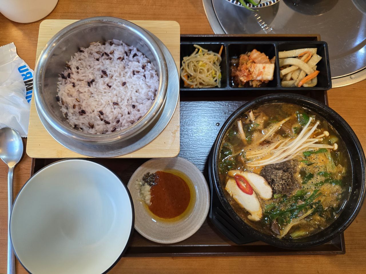 강릉여행 강릉맛집 동네맛집 흑염소탕 흑염소 흑염소진액 강릉흑염소온담 강릉흑염소맛집 강릉흑염소탕집 택지맛집 2.jpg