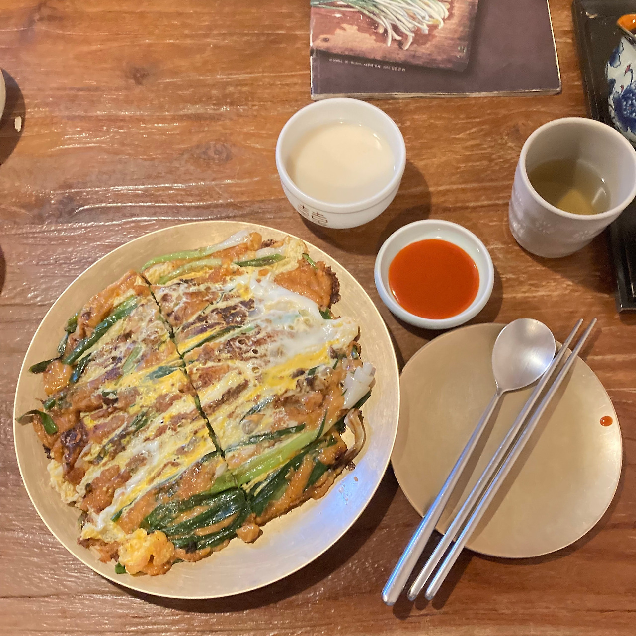 부산 맛집 여행 한식 파전 해물 해물파전 동래파전 동래해물파전 부산동래 부산동래해물 부산동래파전 부산여행 부산맛집 부산파전 1.jpg