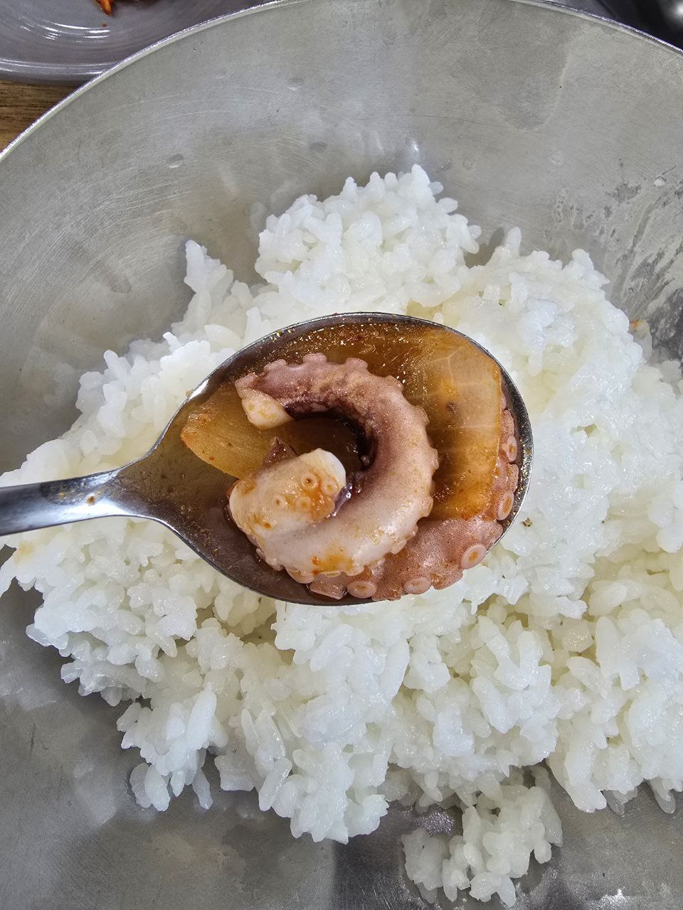부산여행 부산맛집 동네맛집 낚지볶음 낙곱새 부산낚지볶음 부산낙곱새 국이네 부산국이네 수영구국이네 3.jpg