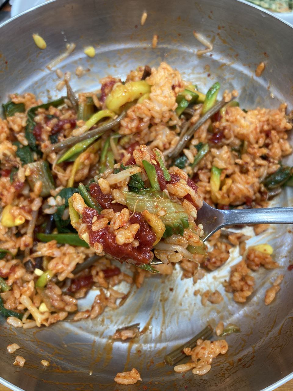 진주 여행 맛집 촉석루 남강 논개 진주여행 진주맛집 진주육회 육회 육회비빔밥 곱창 소곱창 망경동 망경식육식당 식육식당 진주망경식육식당 진주육회비빔밥 진주소곱창 5.jpg