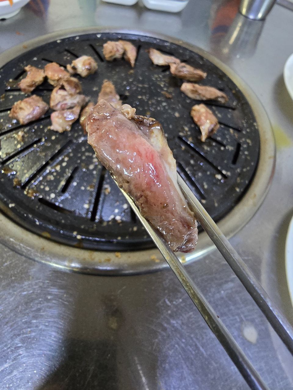 강릉여행 강릉맛집 동네맛집 갈매기살 내장전골 콜롬보식당 강릉고기맛집 내장탕 고깃집 강릉고깃집 0.jpg