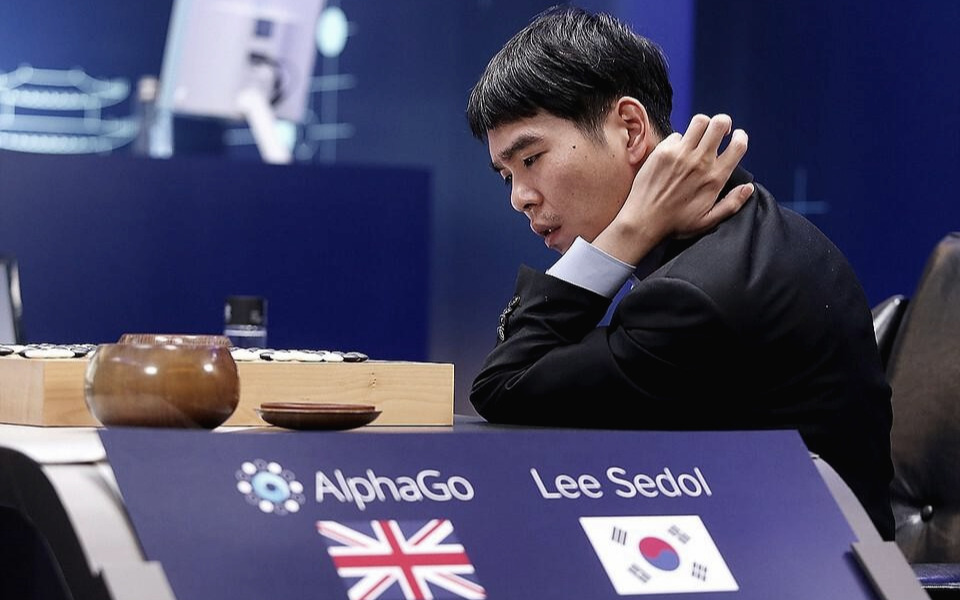 11.https___kr.hypebeast.com_files_2021_05_lee-sedol-alphago-winning-game-nft-google-deepmind-challenge-match-auction-0.jpg