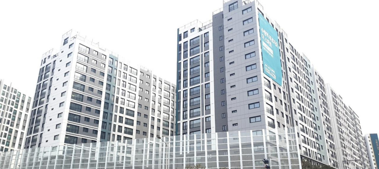 보드1_현장 사진 정면3.jpg