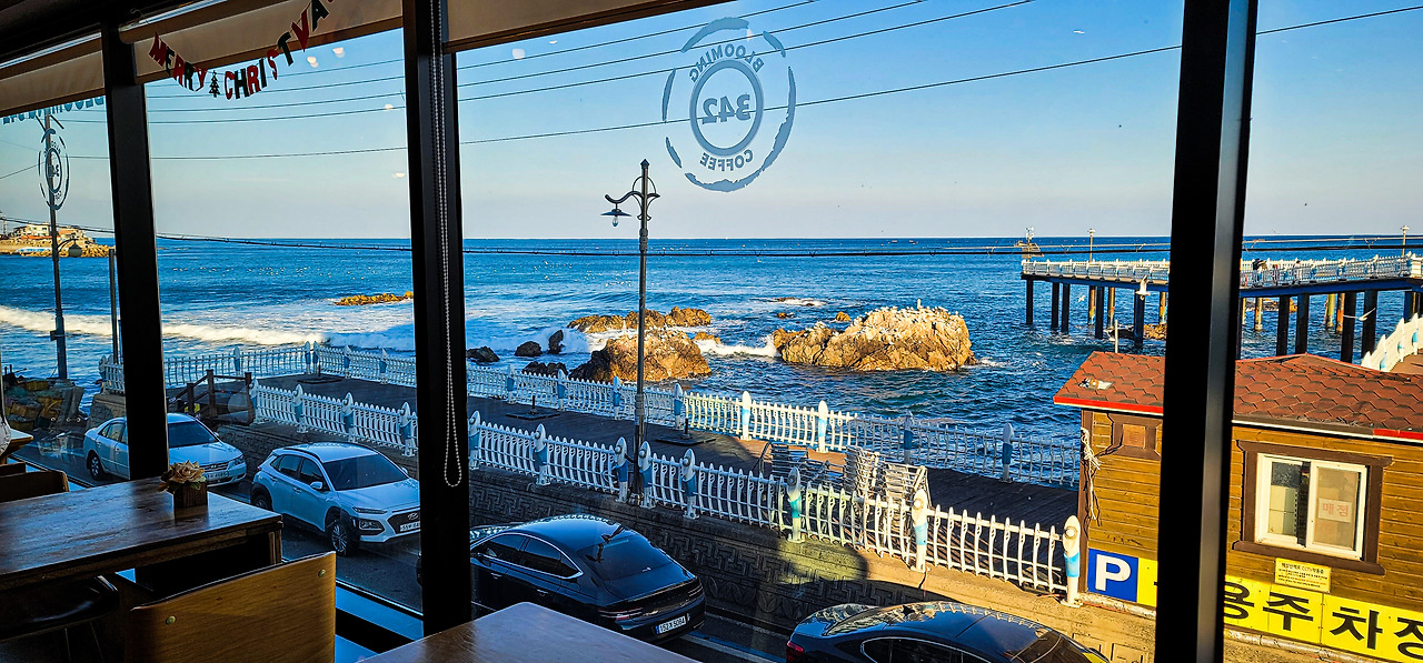 경북 영덕 블루밍 342 바다 뷰 카페 -삼사해상산책로 (27).jpg