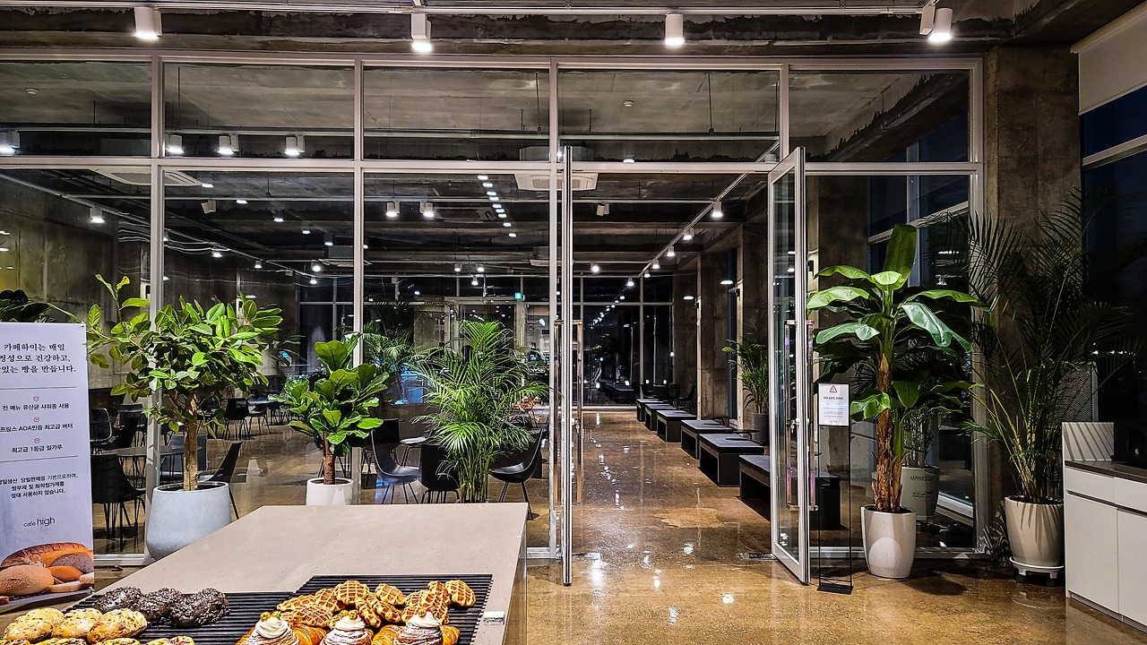 청주 성화동 하이 카페 (3).jpg